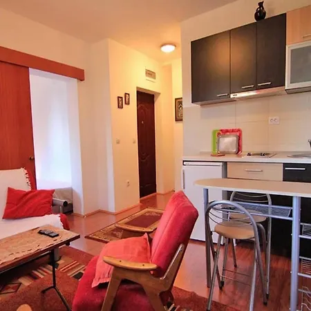 3m Guest house *